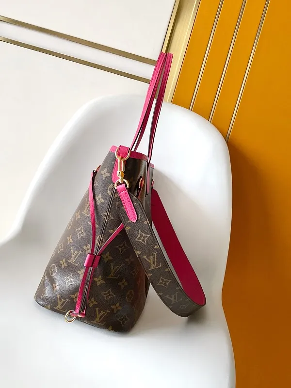 All categories Official website "Brand Women's Bags" Women's Bags 💙 LV 2026 new LV hand-held crossbody bag