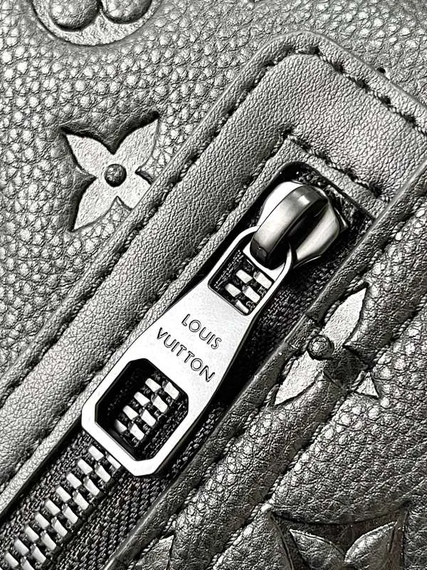 All Categories Official Website "Brand Women's Bags" Women's Bags 💙 LV 2026 New LV Crossbody Bag