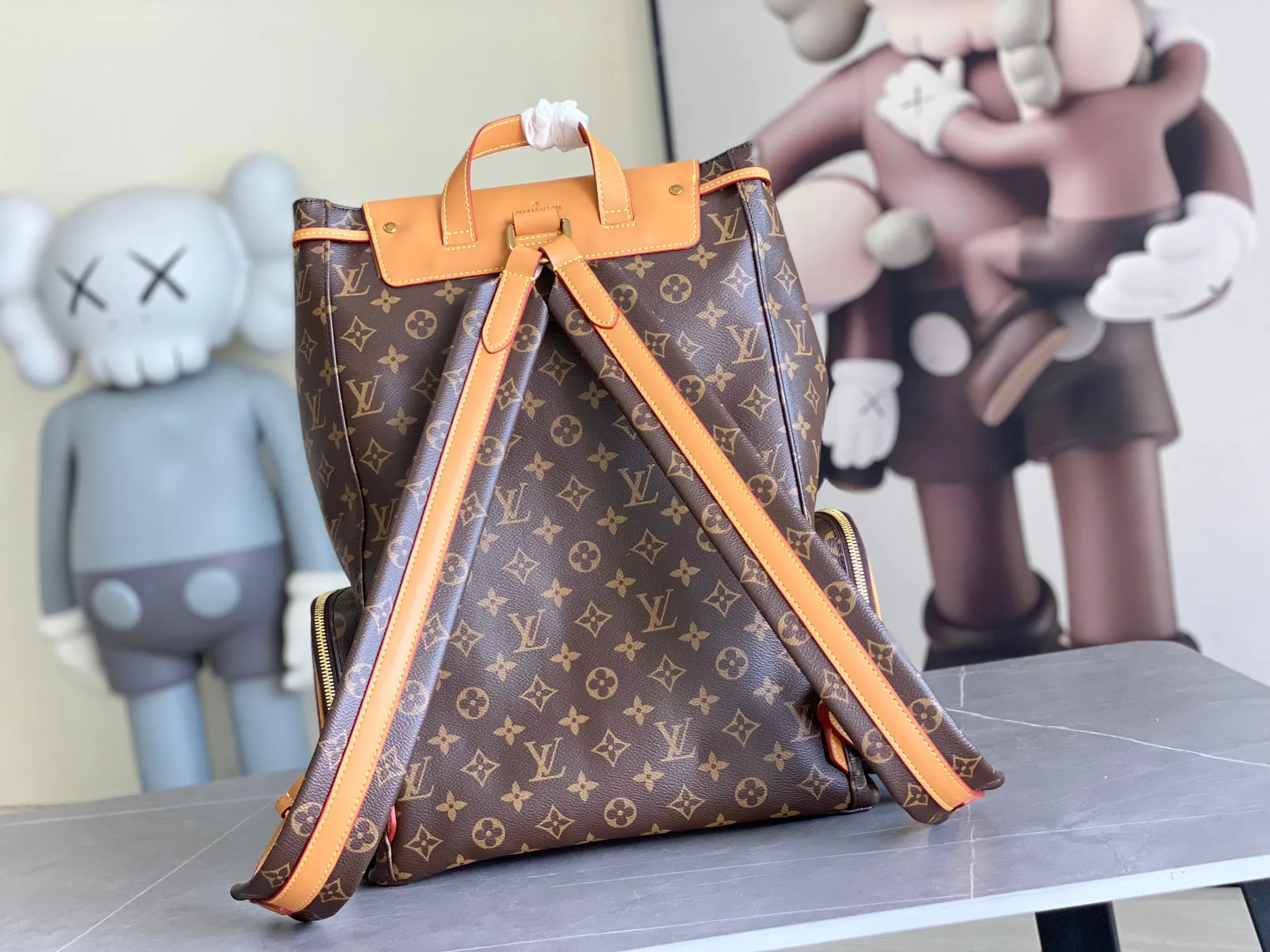 All categories 💚 Authentic bags 💚 LV LV classic backpack