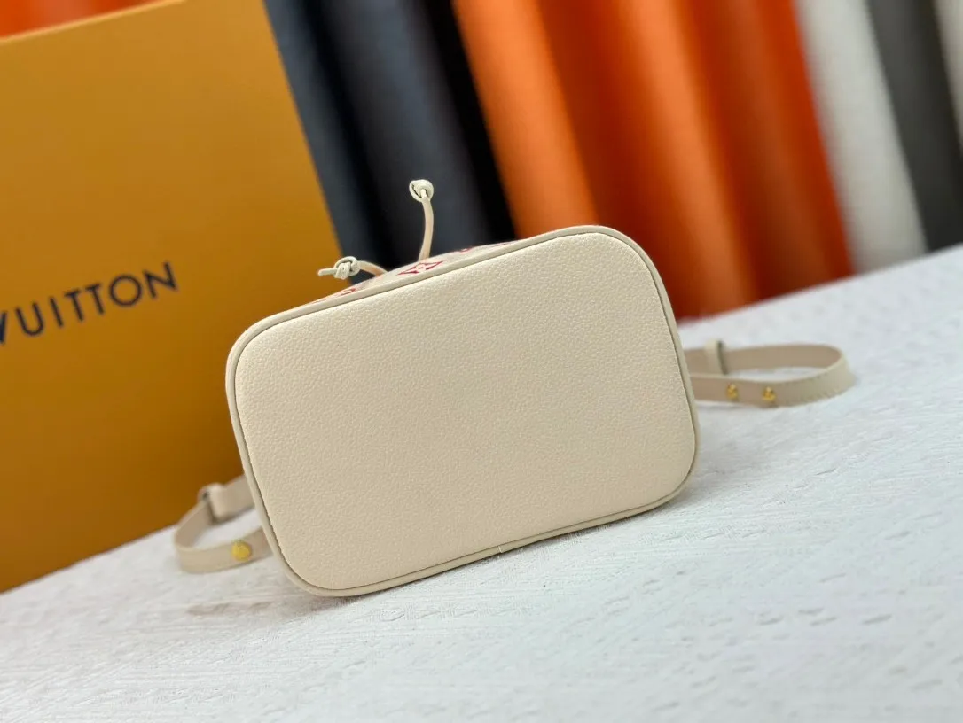 All Categories Official Website "Brand Women's Bags" Women's Bags 💙 LV 2024 Official Website New LV Crossbody Bags