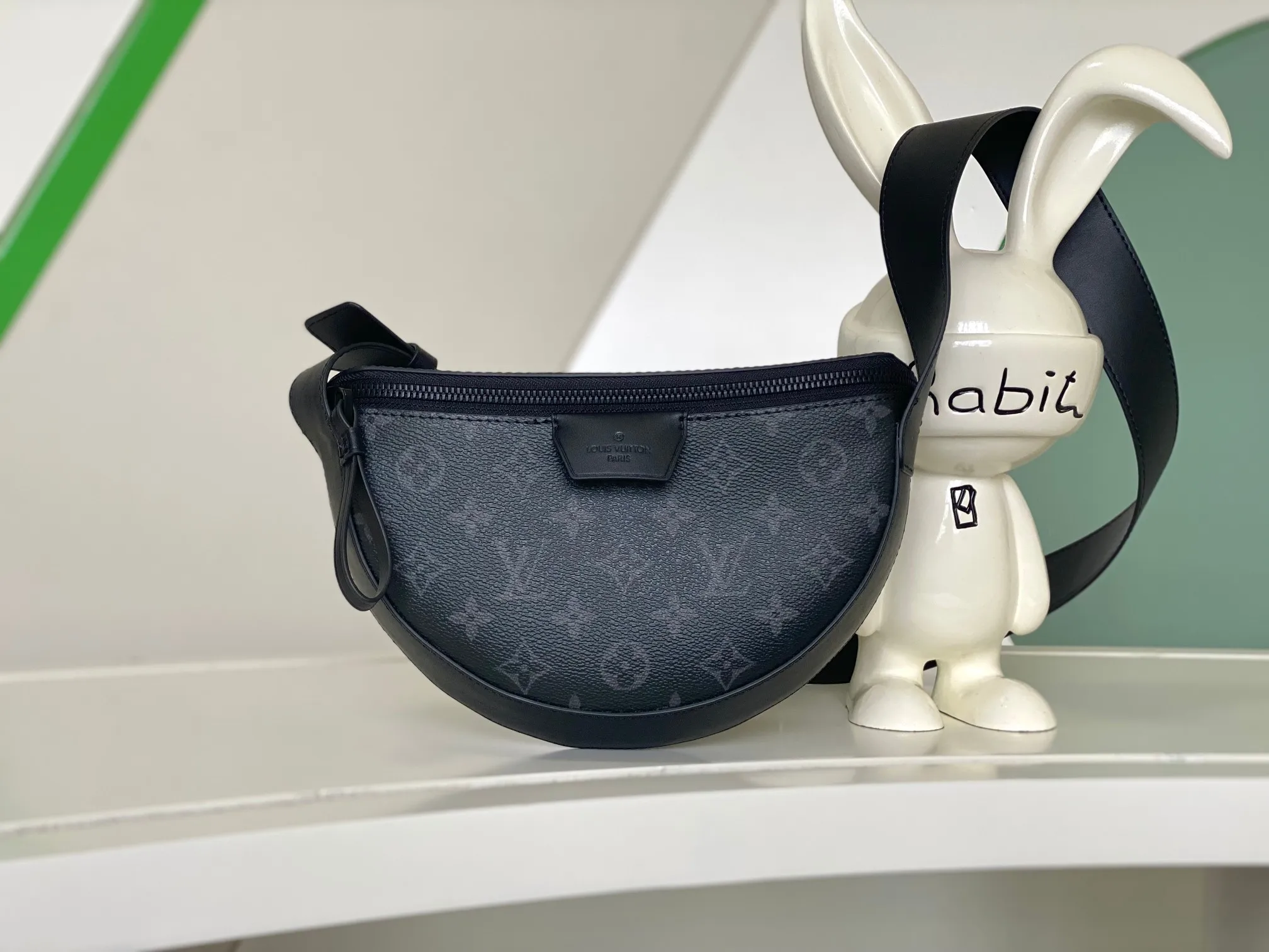 All Categories Official Website "Brand Women's Bags" Women's Bags 💙 LV 2026 New LV Crossbody Bag