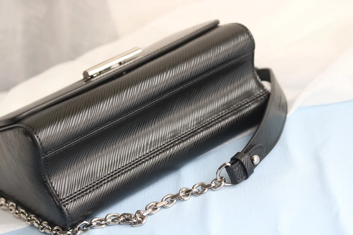 All Categories Official Website "Brand Women's Bags" Women's Bags 💙 LV 2023 New LV Crossbody Bag