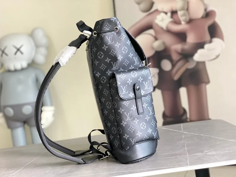 All Categories 💚 Authentic Grade Bags 💚 LV 2026 New LV Backpack Luxury Replica Large Capacity
