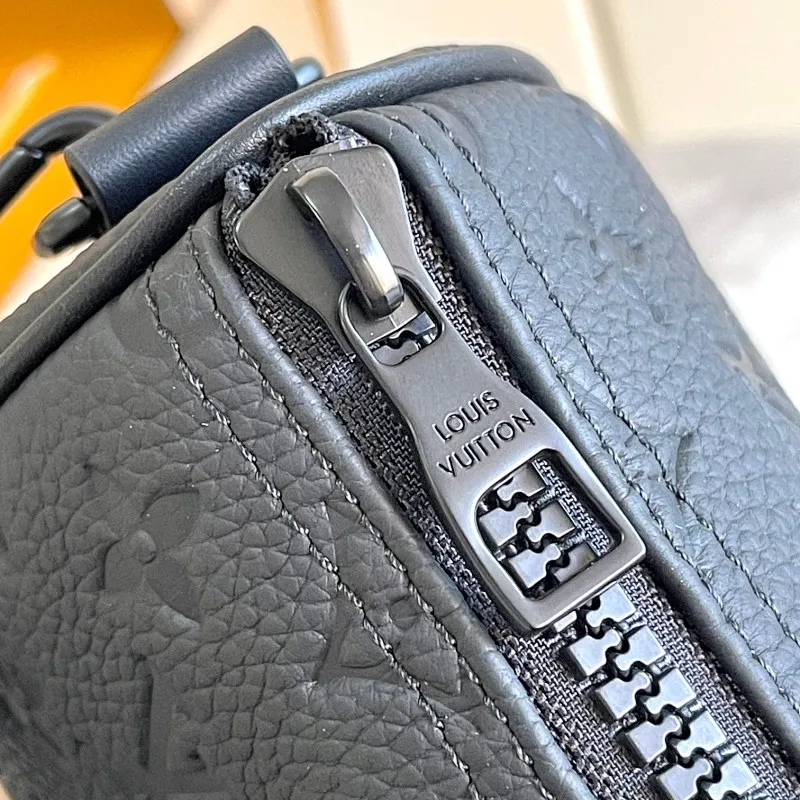 All Categories Official Website "Brand Women's Bags" Women's Bags 💙 LV 2026 New LV Crossbody Bag