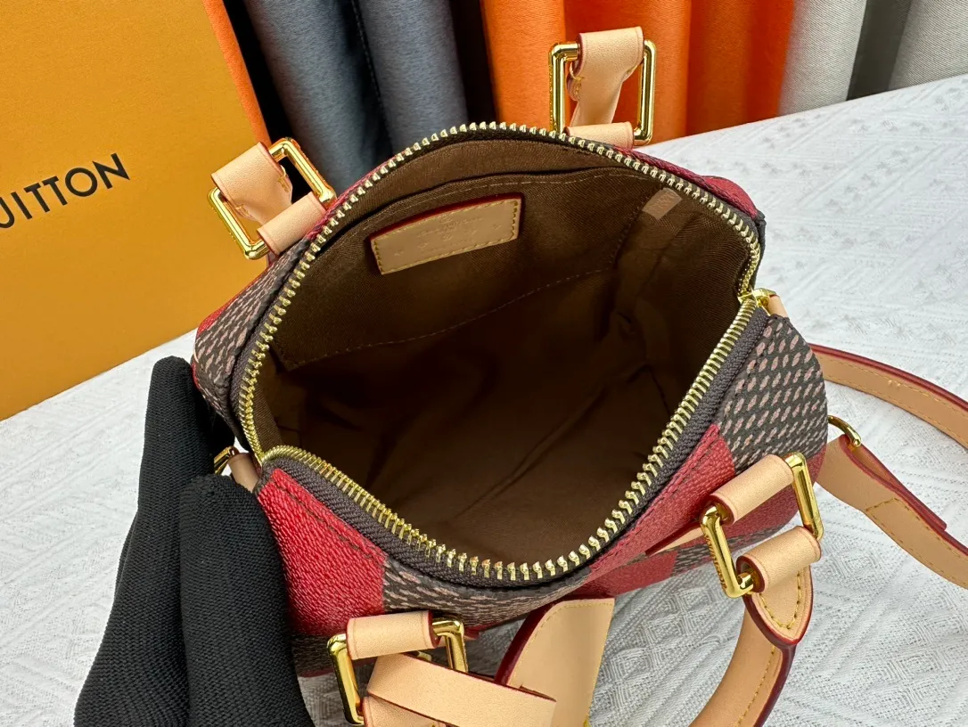 All Categories Official Website "Brand Women's Bags" Women's Bags 💙 LV 2024 New LV Crossbody Bag