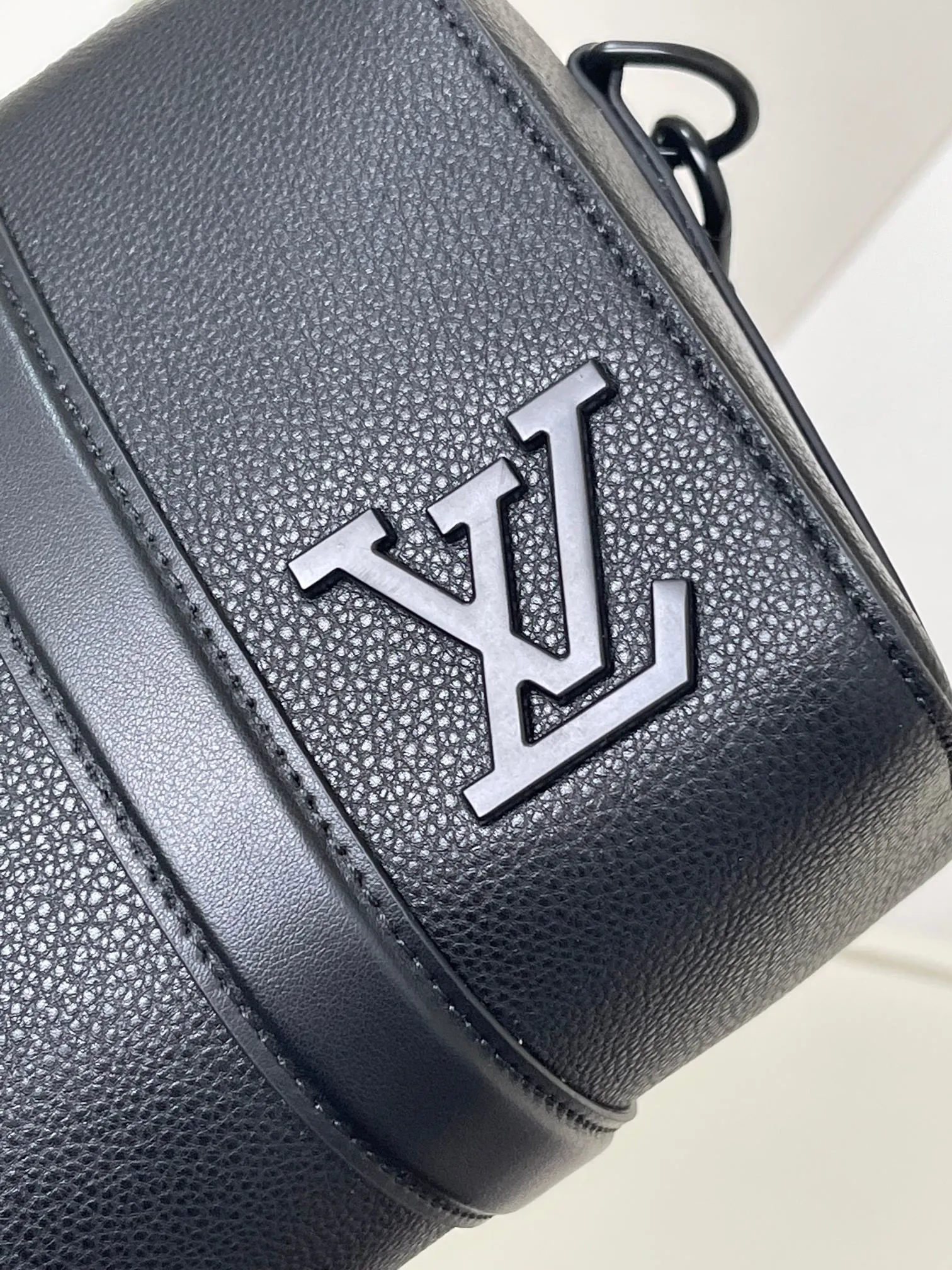 All Categories Official Website "Brand Women's Bags" Women's Bags 💙 LV 2026 New LV Crossbody Bag