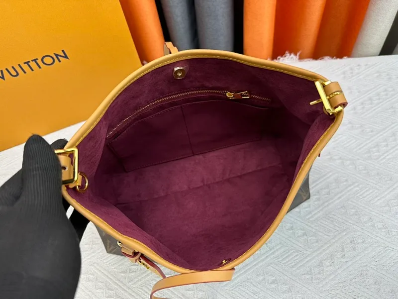 All Categories Official Website "Brand Women's Bags" Women's Bags 💙 LV 2024 Official Website New LV Crossbody Bags