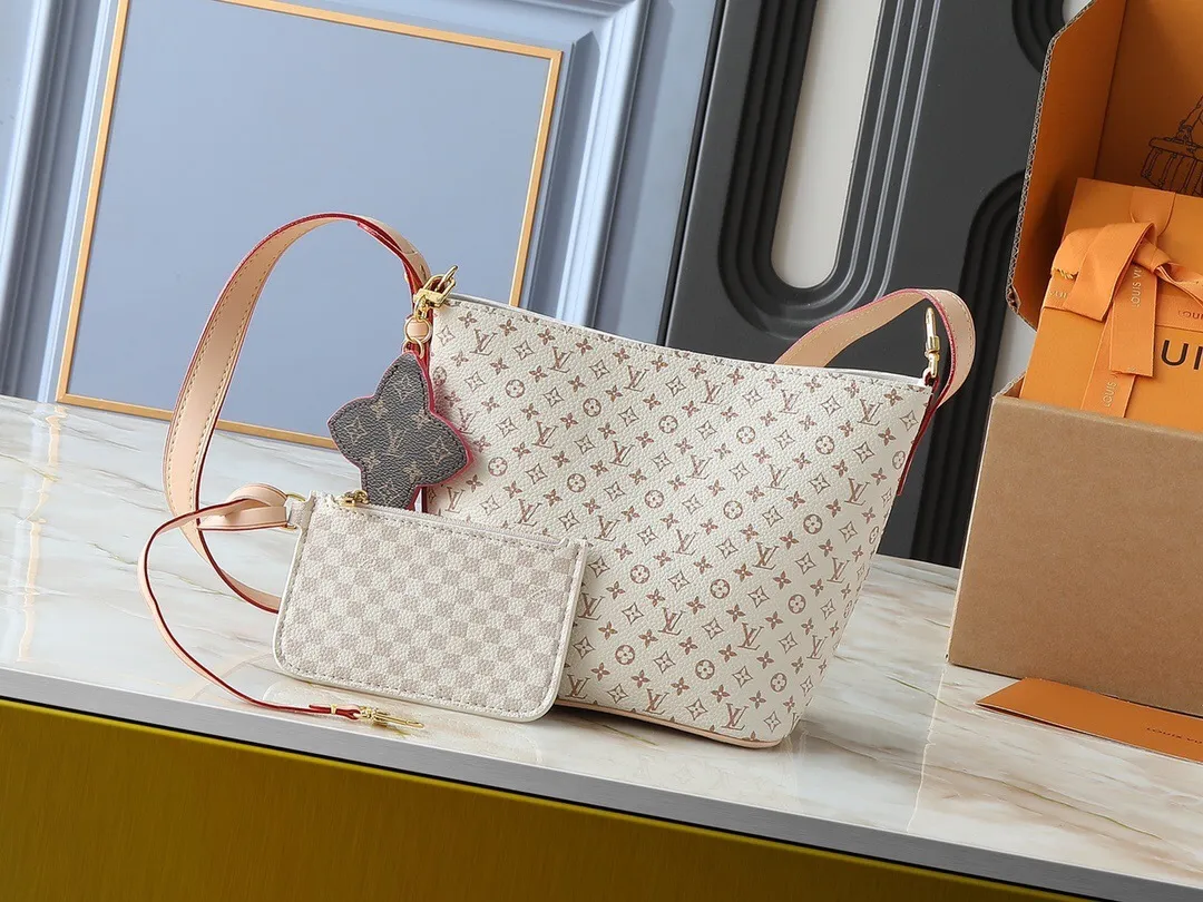 All Categories Official Website "Brand Women's Bags" Women's Bags 💙 LV 2025 New LV Crossbody Bag