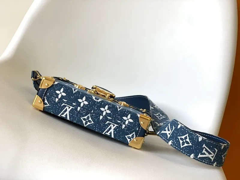 All categories Official website "Brand Women's Bags" Women's Bags 💙 LV replica LV, fine imitation LV bags, LV shoulder bags, 2023 official latest version LV cow leather crossbody bag, bag factory, original material, size: 20-12.5-6CM