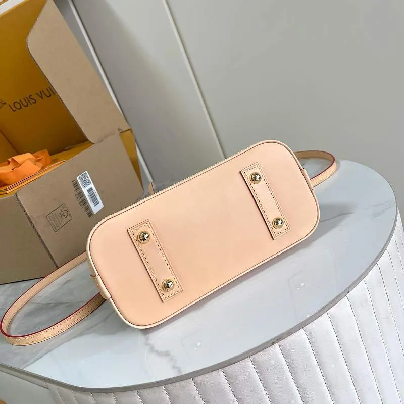 All Categories Official Website "Brand Women's Bags" Women's Bags 💙 LV LV 2026 New Crossbody Shoulder Bag