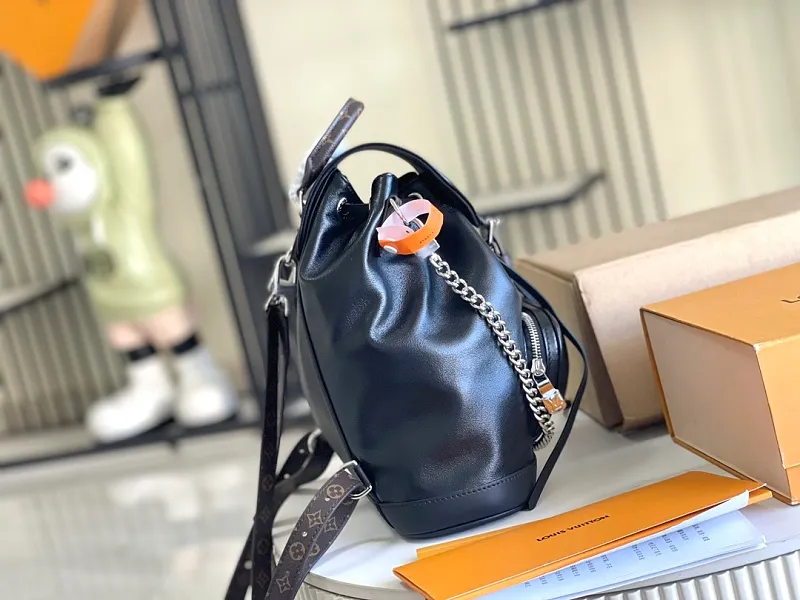 All categories 💚 Authentic bags 💚 LV 2026 counter same style backpack