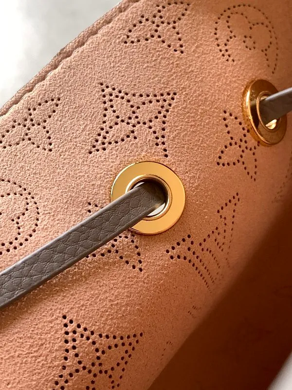 All Categories Official Website "Brand Women's Bags" Women's Bags 💙 LV 2026 New LV Crossbody Bag