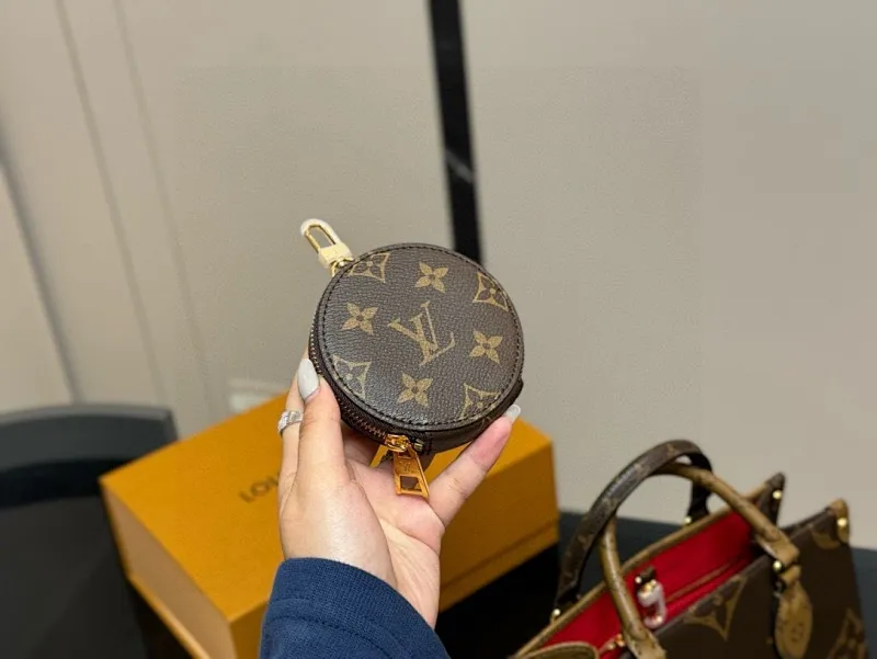 All Categories Official Website "Brand Women's Bags" Women's Bags 💙 LV 2025 New LV Crossbody Bag