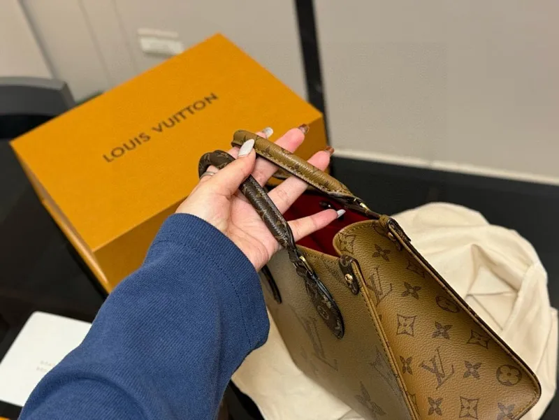 All Categories Official Website "Brand Women's Bags" Women's Bags 💙 LV 2025 New LV Crossbody Bag