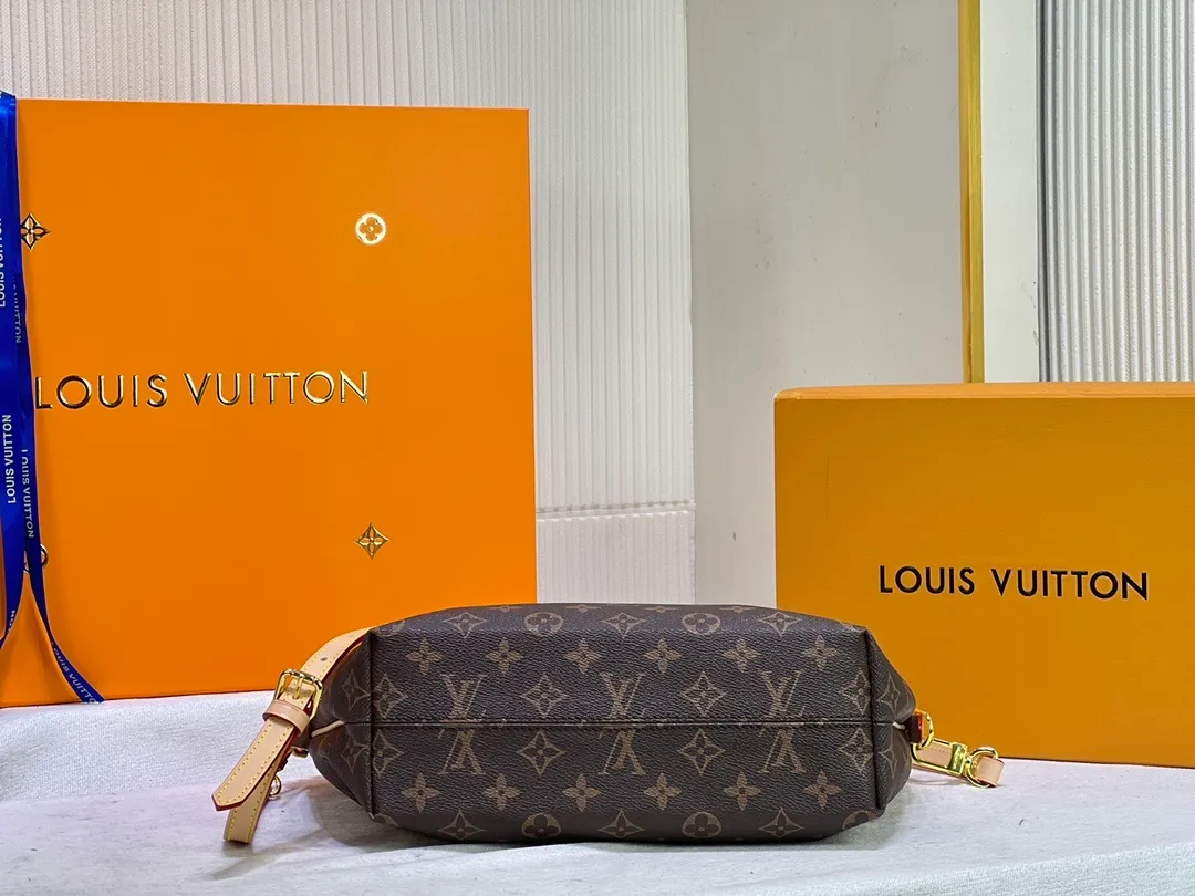 All categories Official website "Brand Women's Bags" Women's Bags 💙 LV 2022 official new LV handbag wholesale 58001800 High quality Size: 36-24-13CM