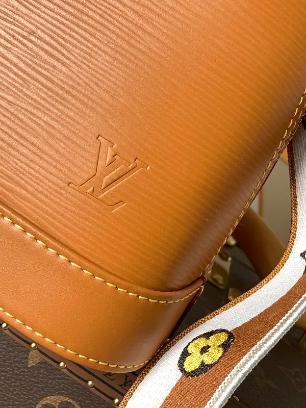 All Categories Official Website "Brand Women's Bags" Women's Bags 💙 LV 2026 New LV Crossbody Bag