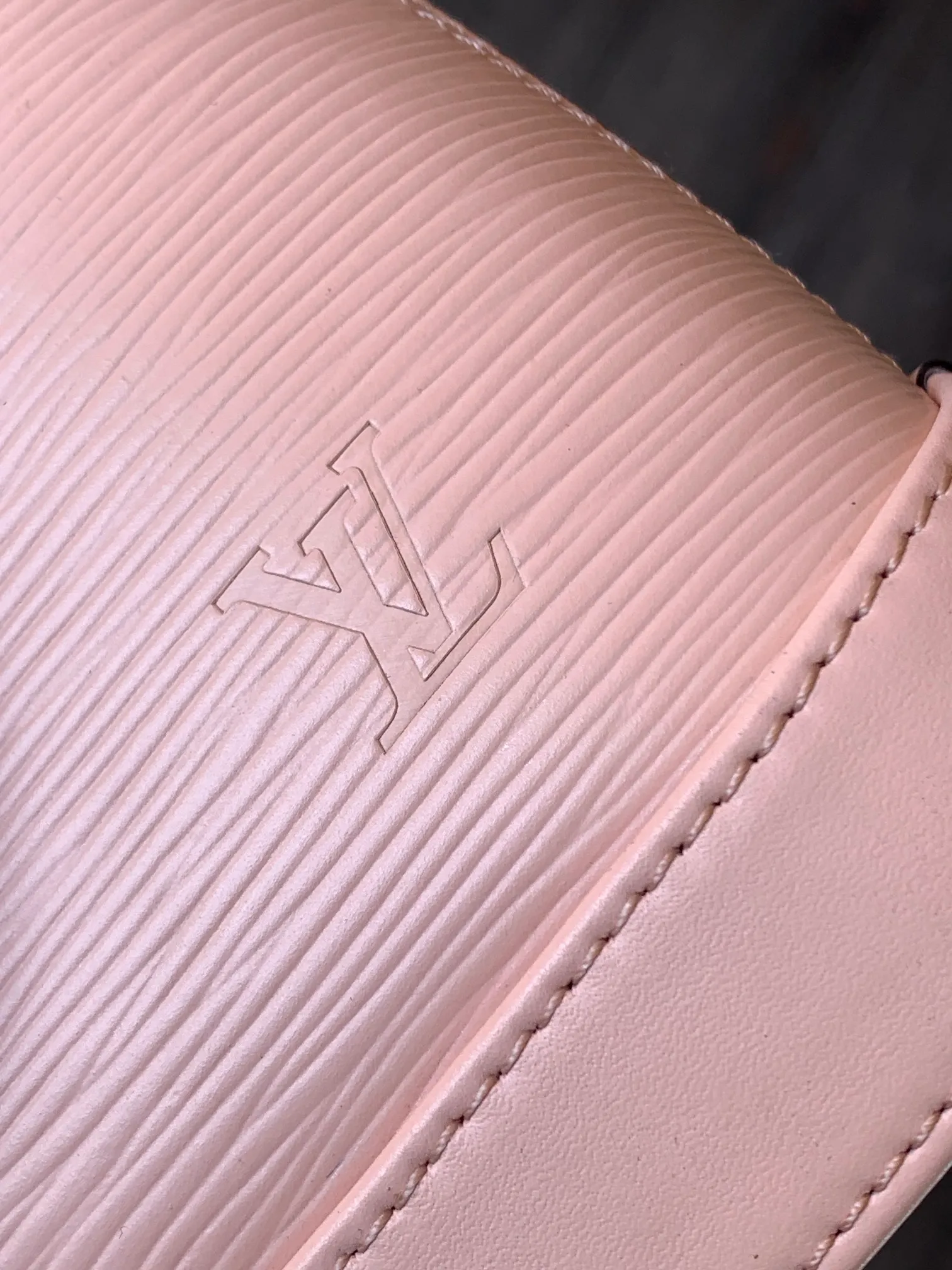 All Categories Official Website "Brand Women's Bags" Women's Bags 💙 LV 2026 New LV Crossbody Bag