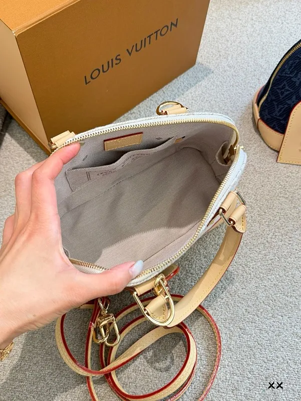 All Categories Official Website "Brand Women's Bags" Women's Bags 💙 LV 2026 New LV Crossbody Bag