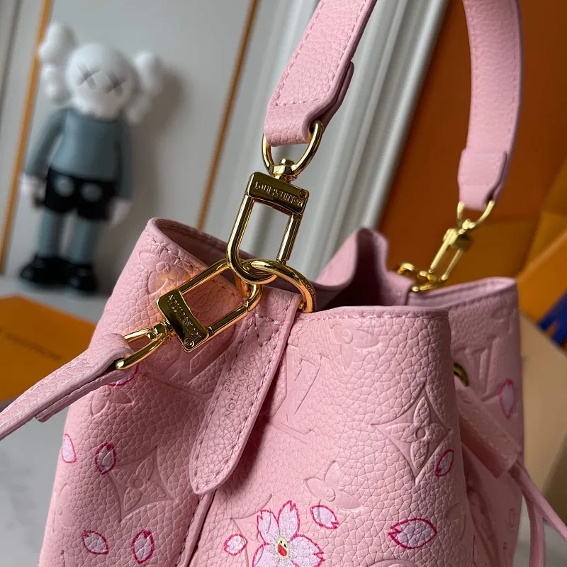 All Categories Official Website "Brand Women's Bags" Women's Bags 💙 LV 2025 New LV Crossbody Bag