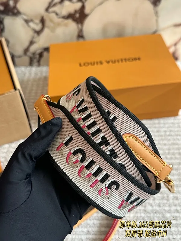 All Categories Official Website "Brand Women's Bags" Women's Bags 💙 LV 2025 New LV Crossbody Bag