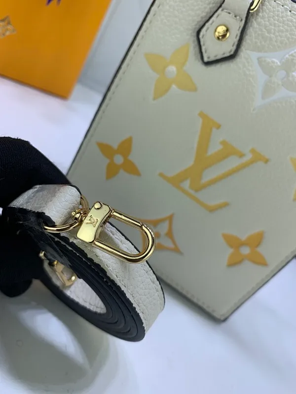 All categories Official website "Brand Women's Bags" Women's Bags 💙 LV 2022 official new LV handbag wholesale 58001200 High quality Size: 14-17-5 CM