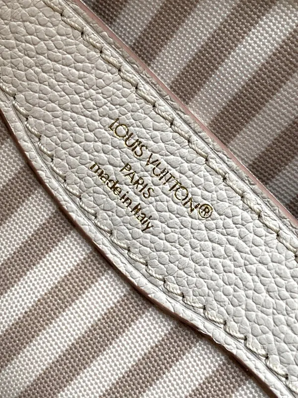 All Categories Official Website "Brand Women's Bags" Women's Bags 💙 LV 2025 New LV Crossbody Bag
