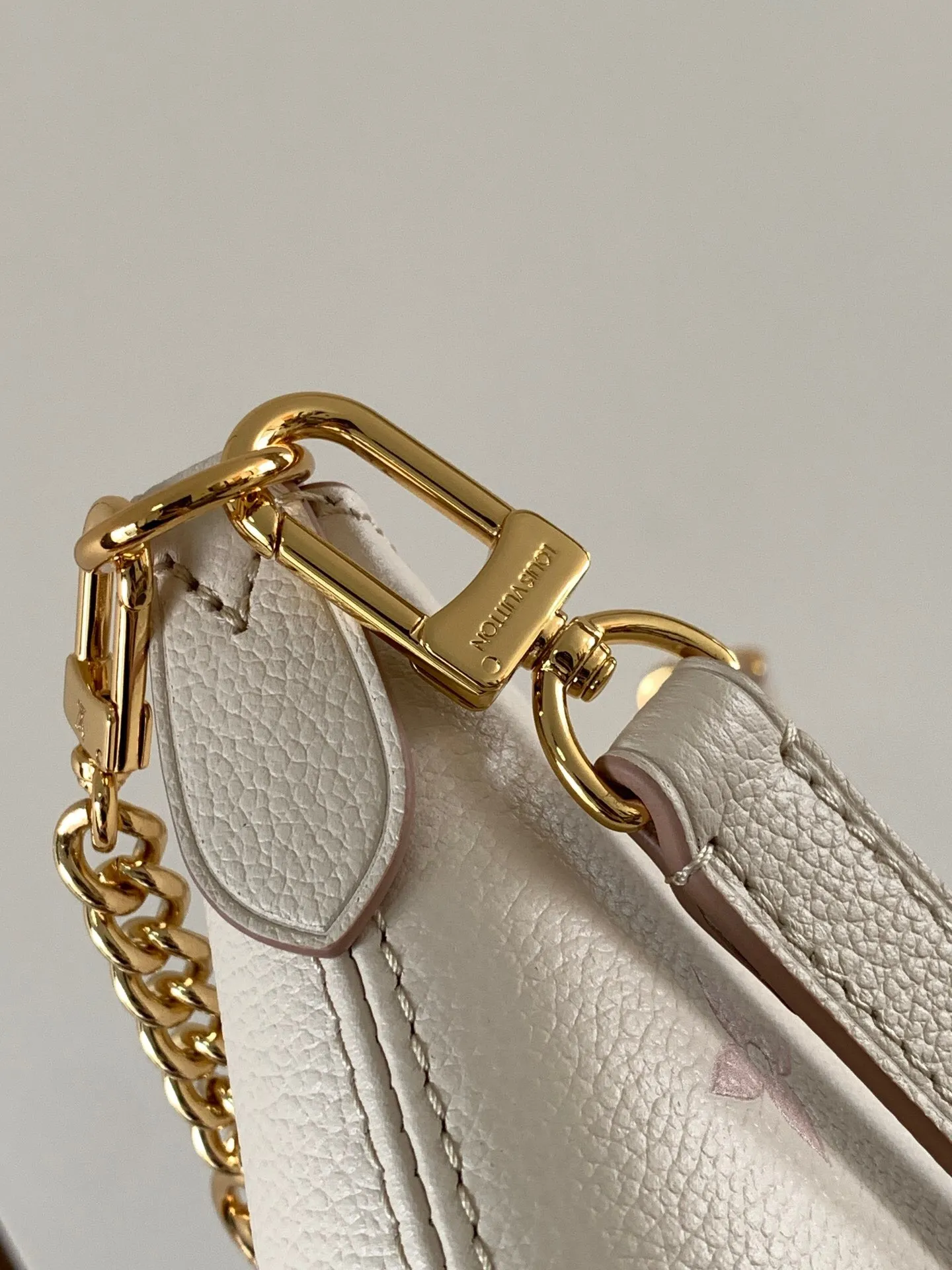 All Categories Official Website "Brand Women's Bags" Women's Bags 💙 LV 2025 New LV Crossbody Bag