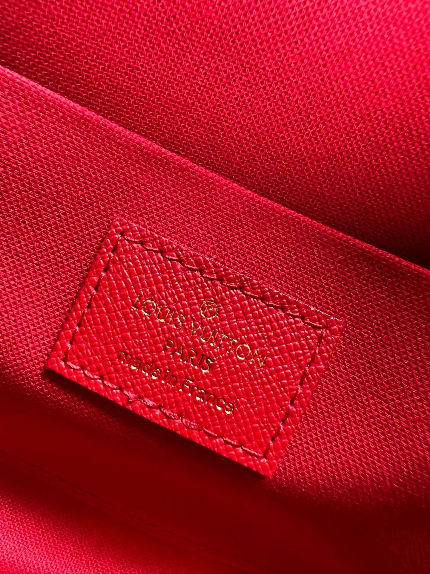 All Categories Official Website "Brand Women's Bags" Women's Bags 💙 LV 2024 New LV Crossbody Bag