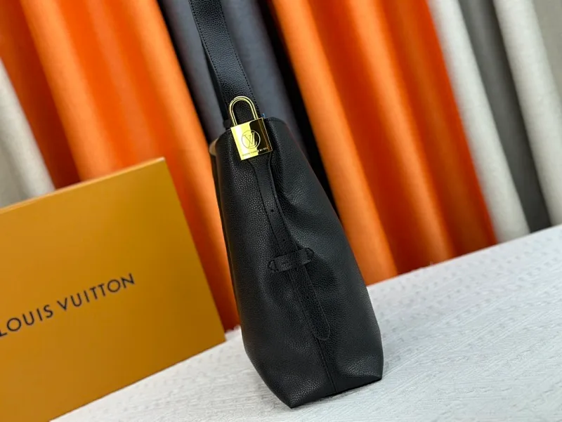 All Categories Official Website "Brand Women's Bags" Women's Bags 💙 LV 2024 Official Website New LV Crossbody Bags