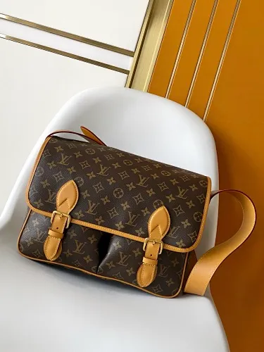 All Categories Official Website "Brand Women's Bags" Women's Bags 💙 LV 2026 New LV Crossbody Bag