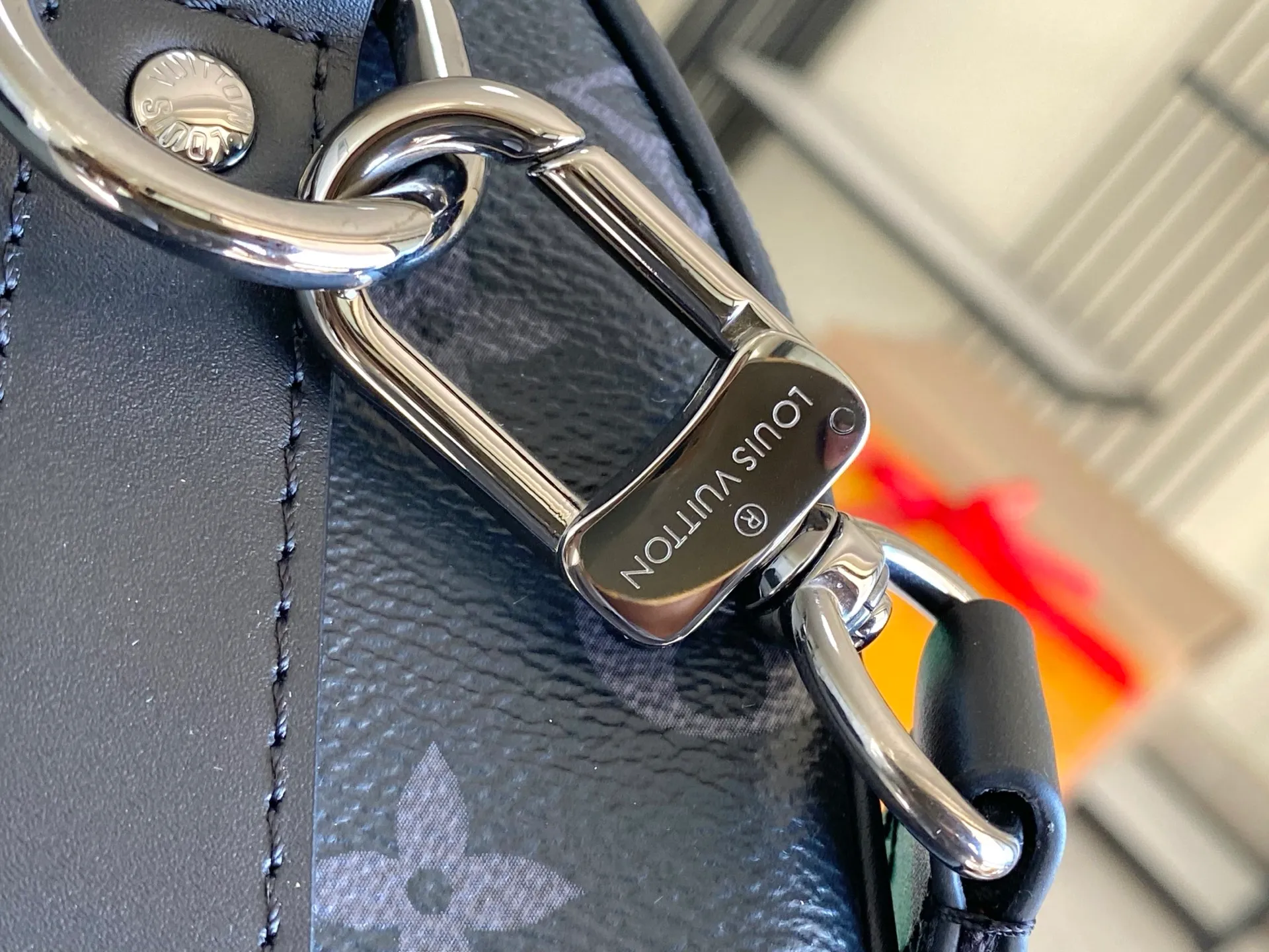 All Categories 💚 Authentic Grade Bags 💚 LV 2026 New LV Top Replica Crossbody Shoulder Bag