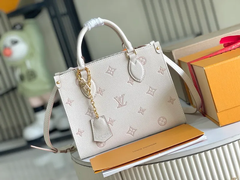 All categories 💚 Authentic bags 💚 LV 2026 new LV top replica hand shoulder bag