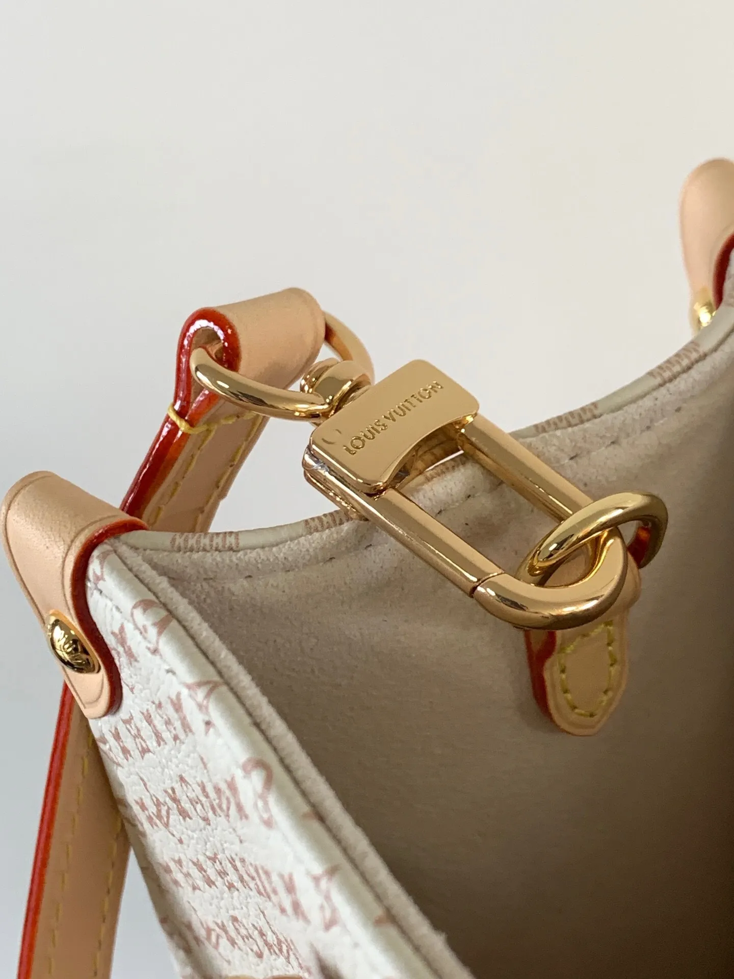 All Categories Official Website "Brand Women's Bags" Women's Bags 💙 LV 2025 New LV Crossbody Bag