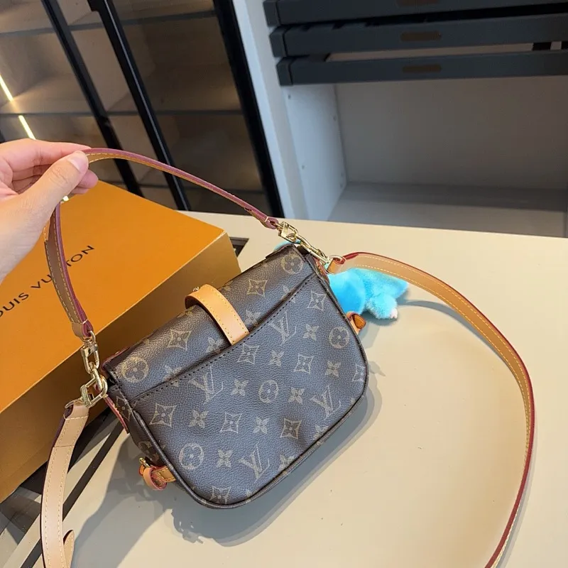All Categories Official Website "Brand Women's Bags" Women's Bags 💙 LV 2025 New LV Crossbody Bag