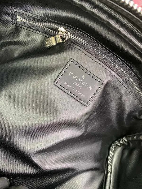 All categories Official website "Brand Women's Bags" Women's Bags 💙 LV 2022 Official New LV Cosmetic Bag Wholesale 5800800 High Quality Size: 28-16-13CM