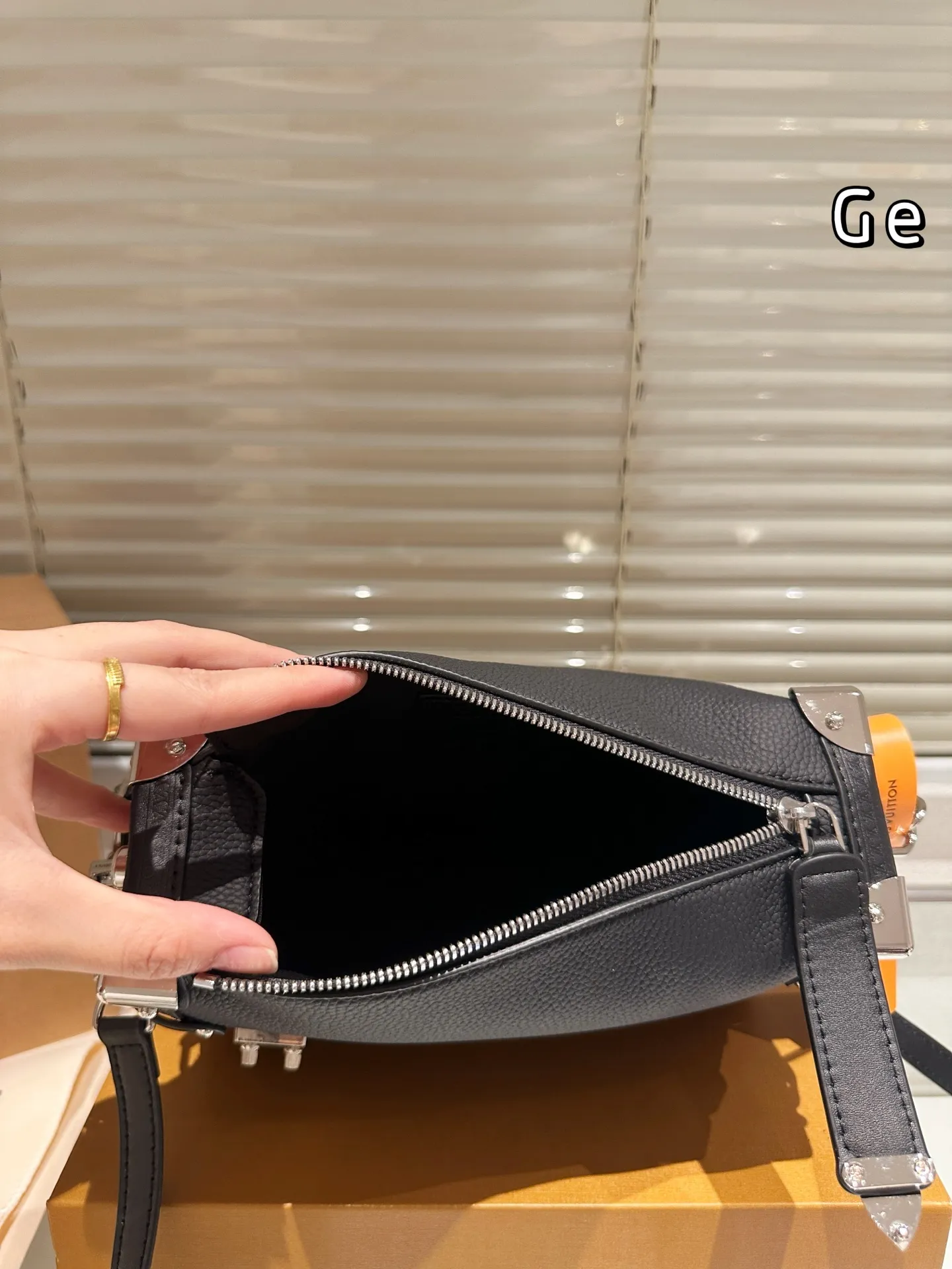 All Categories Official Website "Brand Women's Bags" Women's Bags 💙 LV 2025 New LV Crossbody Bag