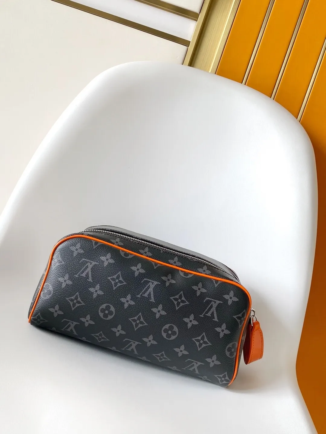 All Categories Official Website "Brand Women's Bags" Women's Bags 💙 LV 2025 New LV Cosmetic Bag