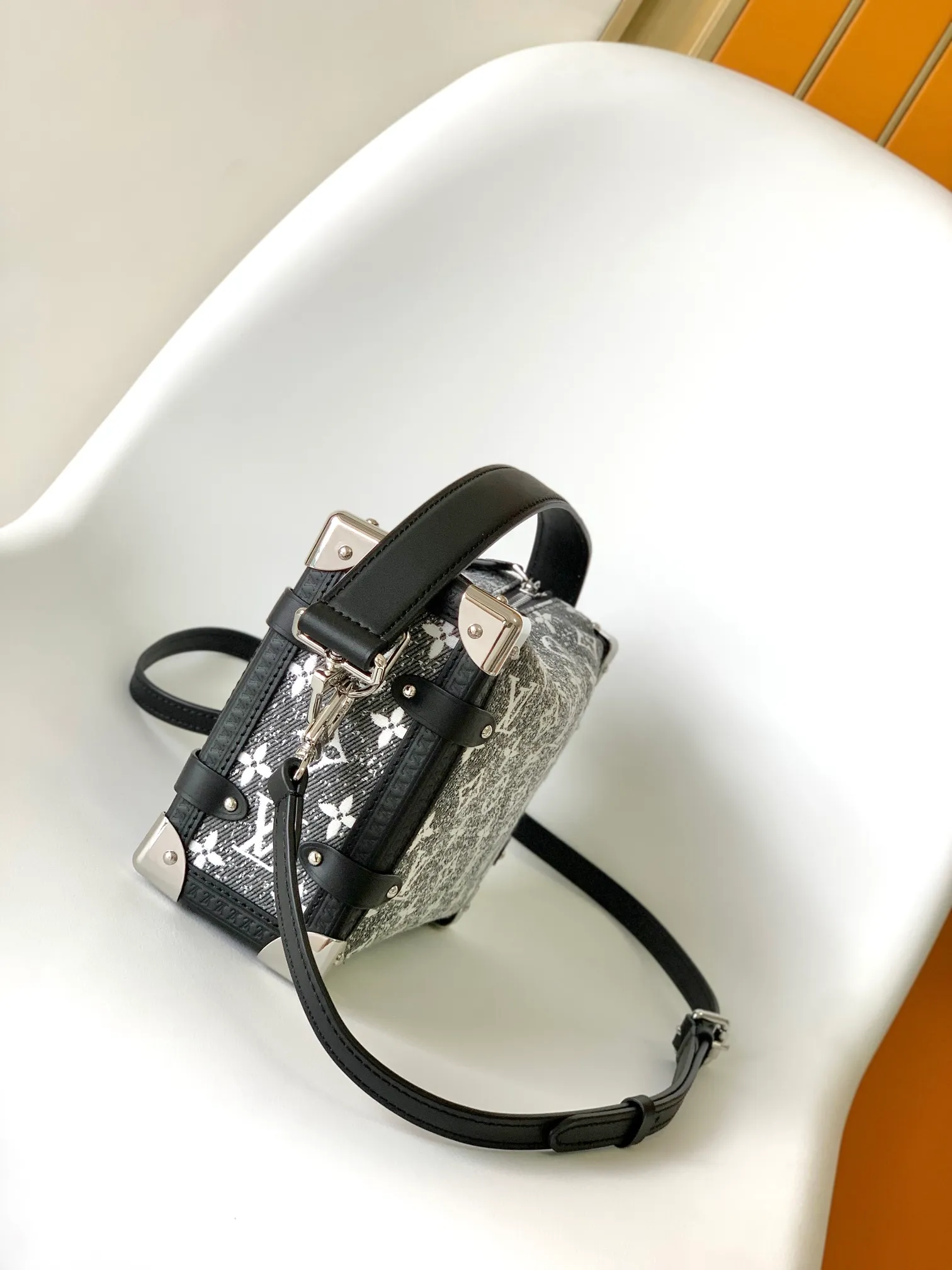 All Categories Official Website "Brand Women's Bags" Women's Bags 💙 LV 2026 New LV Crossbody Bag