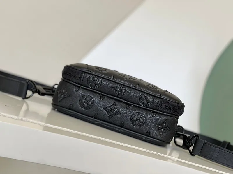 All Categories Official Website "Brand Women's Bags" Women's Bags 💙 LV 2026 New LV Crossbody Bag