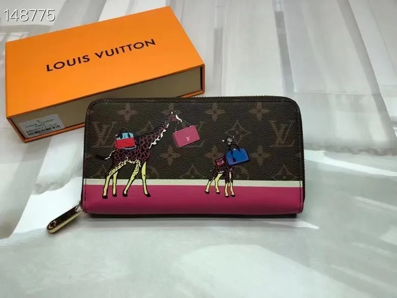 P150💰 M80857M60017 Japan limited wallet "Gibby Wallet", printed with Louis Vuitton's cute mascot "Vivian" illustration on single gram canvas. Brightly colored kites and cute mascots are combined, embellished with tiny single flowers. This is a collectible item that is perfect as a gift for those who love singles. Size: 19x 12.5x 3.0cm, 🎁🎁