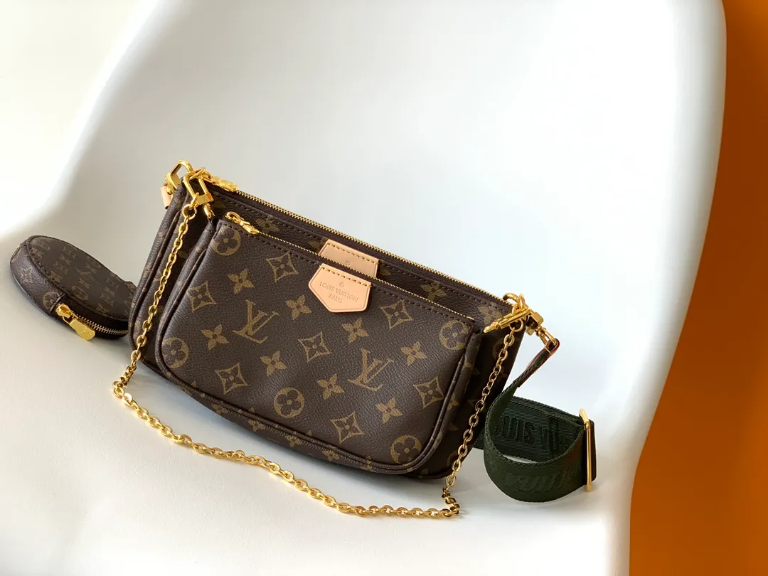 Factory price 460 core-changing chip [Top original order] [M44813 green/M44840 pink/M44823. Multi Pochette Accessories handbags are made of Monogram canvas to form a dynamic three-piece design, and are equipped with multiple pockets and compartments. Adjustable gold-tone chain and Louis Vuitton monogram jacquard shoulder strap for cross-body wear Monogram coated canvas Natural cowhide leather trim Textile lining Gold-tone hardware Adjustable shoulder strap for shoulder or cross-body wear Detachable chain shoulder strap with D-ring 24.0 x 16.0 x 6.0 cm (L x H x W)
