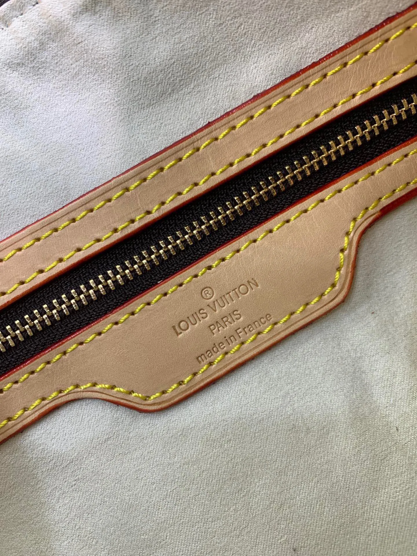 Batch 220💰Original goods‼ ️Fully praised by word of mouth! Model M40719 Size: Width 30 16 [LV] Original leather hot model 💪💪 Original Korean second-hand bag introduced [strong] trendy and practical‼ ️Details can fully explain the quality🏆