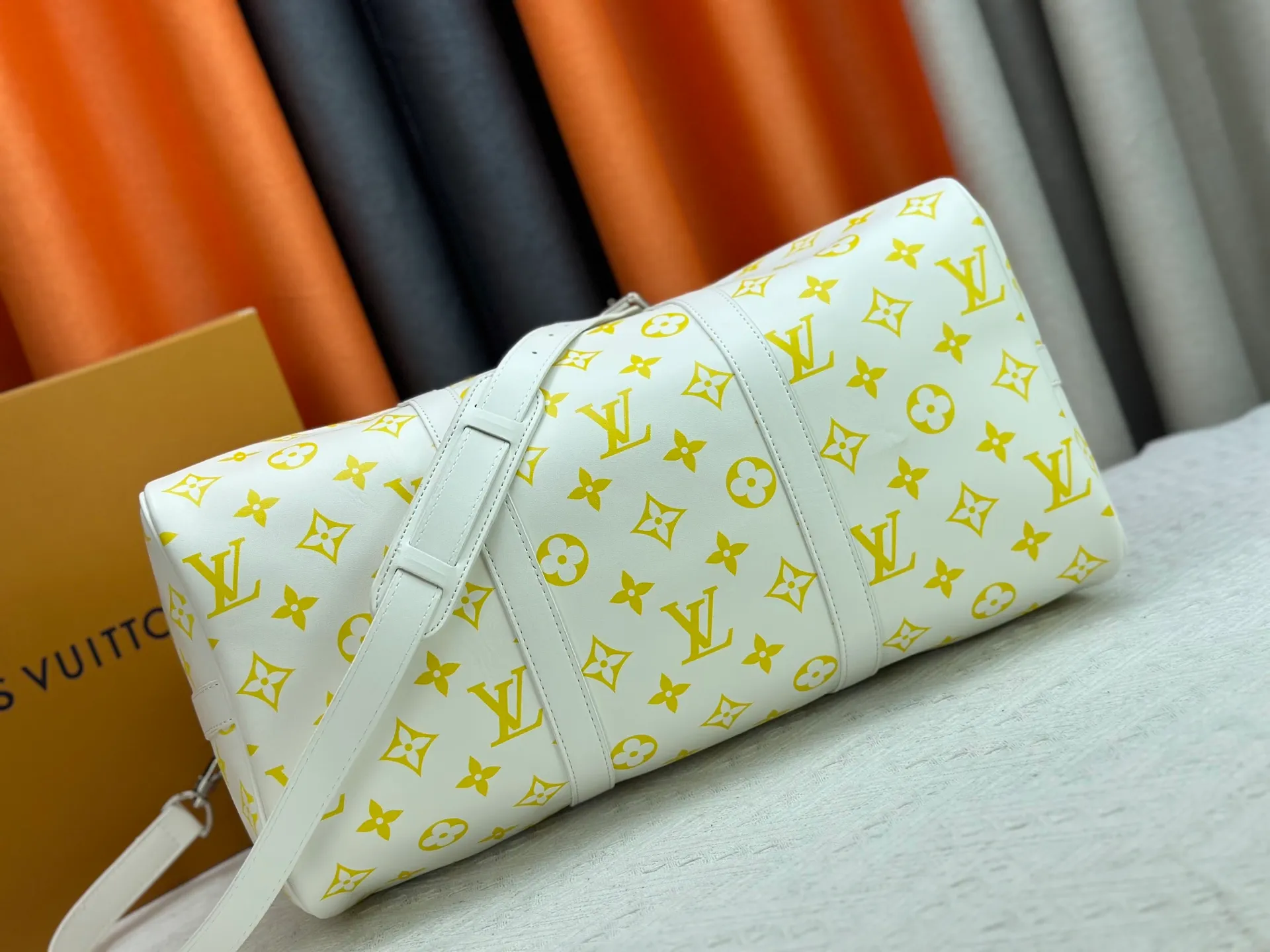 P340 M41418 New “louis vuitton’Iv travel bag travel bag louis vuitton High-definition hardware logo and inner compartment! Special lining. Smooth zipper and exquisite workmanship. A must-have for men. Size: 45x27x20.
