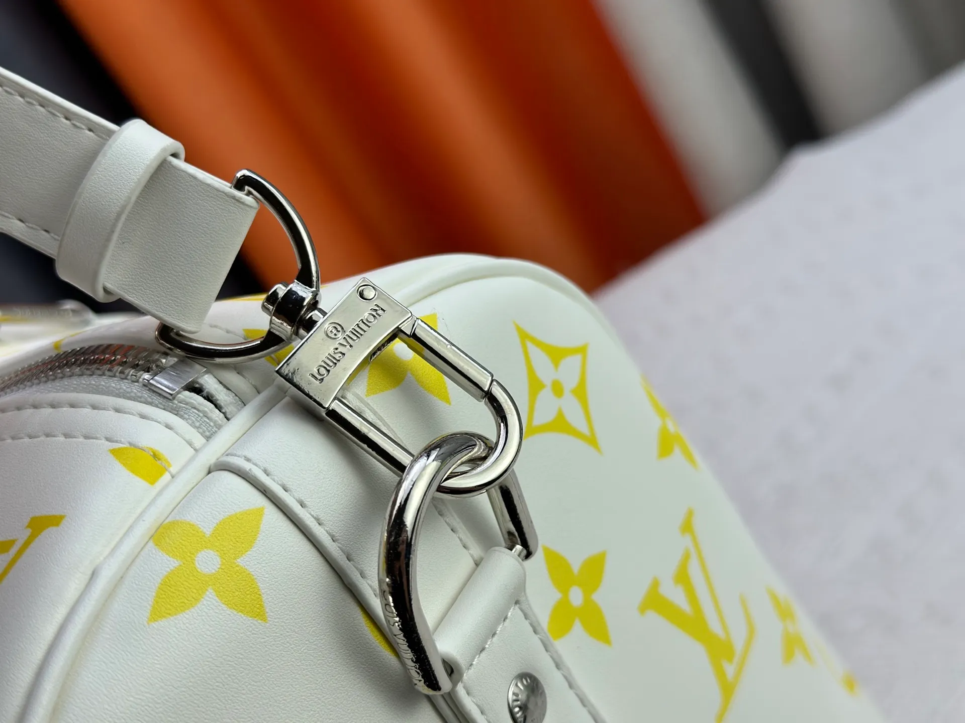 P340 M41418 New “louis vuitton’Iv travel bag travel bag louis vuitton High-definition hardware logo and inner compartment! Special lining. Smooth zipper and exquisite workmanship. A must-have for men. Size: 45x27x20.