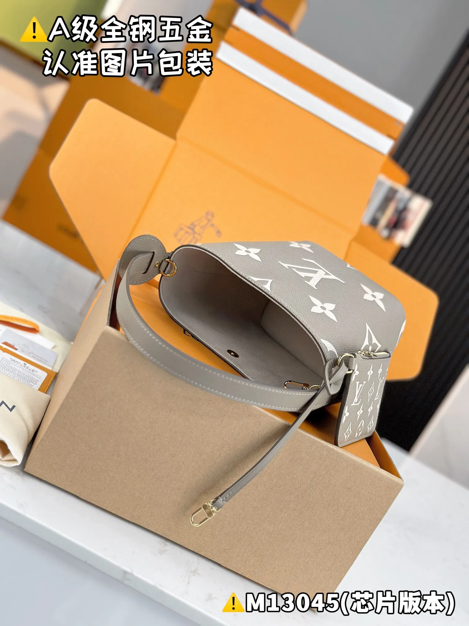 💰1960 [Authentic grade] [Special grade MB original leather] ALL IN BB handbag Model: M13045 Material: A+ grade all-steel hardware, imported original leather Packing: Full set of special grade duty-free MB packaging Dimensions: 18 x 12 x 16 cm