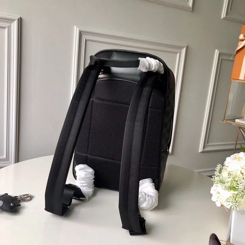 💰1100 top-quality original actual photos ⭕️⭕️ 🌱N58024 This Michael backpack is made of Damier Graphite canvas, lightweight, stylish and comfortable. It can hold a laptop, books and other necessities for both work and leisure. 26 x 45 x 17 cm (Length x Height x Width) - Damier Graphite canvas - Carry-on dimensions - Two exterior zippered pockets - Computer compartment with thermocompressed foam padding - Mobile phone pocket - Double zipper closure for security and convenience - With D-ring for keys