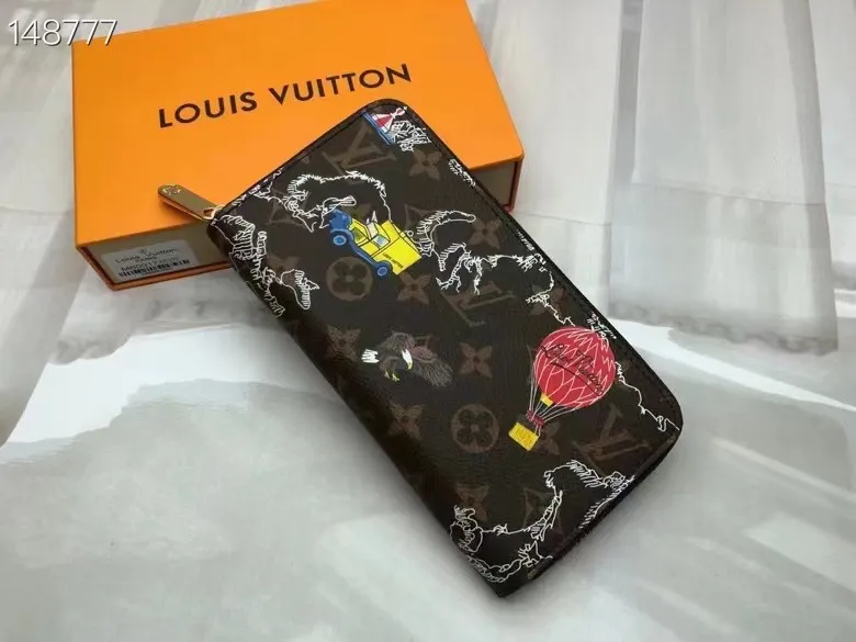 P150💰 M80857M60017 Japan limited wallet "Gibby Wallet", printed with Louis Vuitton's cute mascot "Vivian" illustration on single gram canvas. Brightly colored kites and cute mascots are combined, embellished with tiny single flowers. This is a collectible item that is perfect as a gift for those who love singles. Size: 19x 12.5x 3.0cm, 🎁🎁