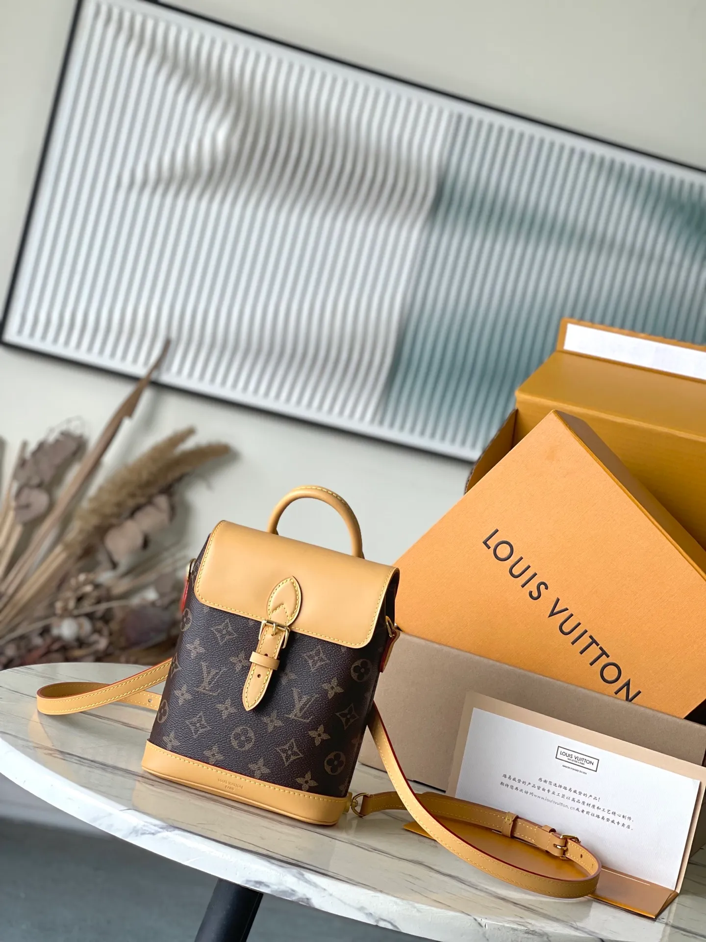 💰1160 (top layer leather) top original M14651 163c chip [SOHO mini backpack] Material: A-grade all-steel hardware, imported original fabric Size: 17*23*8CM