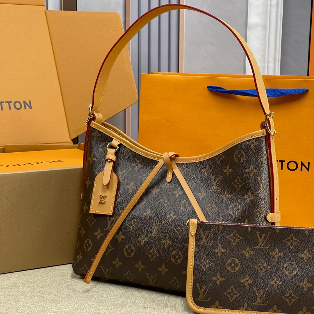[Upgraded version] P500💰Upgraded version M46203 comes with gift box packaging💝🔘Carryall PM bag (small size) The most worth buying Carryall presbyopic series ~ It’s simply yyds! 👜The Carryall handbag adopts the consistent design of the Lv family hobo handbag in appearance; it also adds a girly bow element🎀 Equipped with a detachable zippered mini bag, 🉑️ it can be used as a coin purse or can be equipped with its own chain. With some decorations, it can become a new small bag. It is multi-purpose and super practical. As a functional commuting tote bag, the Carryall combines the advantages of durability, versatility and never goes out of style. It can be worn whether you are cool or lazy 😎 Dimensions: 29 x 24 x 12cm