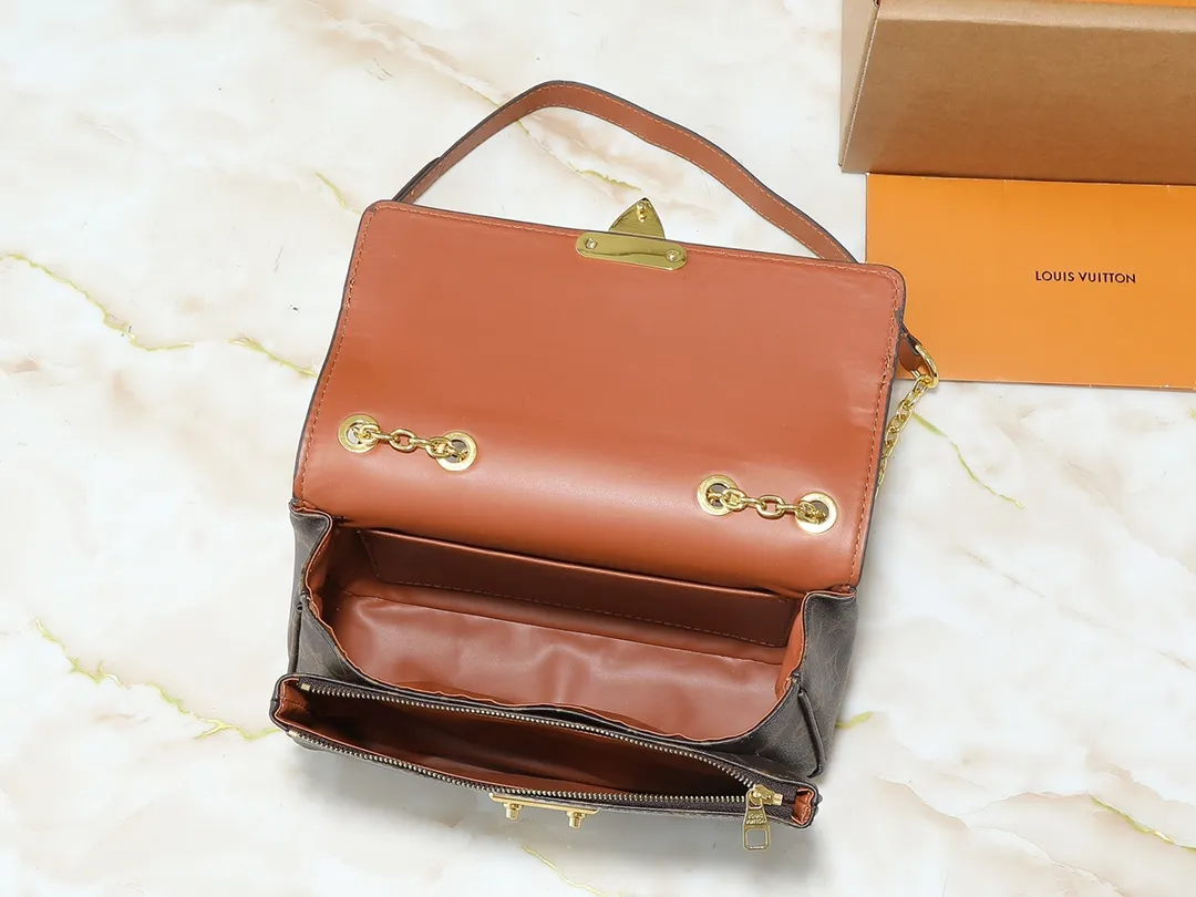 💰260💰Upgraded from the original M46199 M46201 M46200 M46127 M46126 This Marceau chain bag is made of Monogram Empreinte embossed leather, with a plain leather flap and soft leather lining. The signature S-lock clasp and chain add to the elegance, and there's room for a large wallet and iPhone Pro Max. Dimensions:24.5x15x6.5